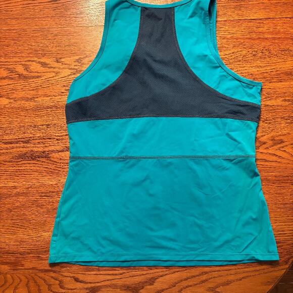 Set of 2 Activewear Tank Tops Grey Daisy Fuentes Size L & Blue Lija Size L Yoga - Picture 10 of 16